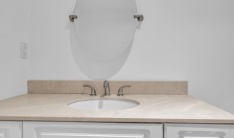 2113 Cromwell Hills Dr 2113, Cromwell, CT 06416