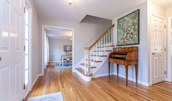 48 Cider Mill Rd, Bedford, NH 03110