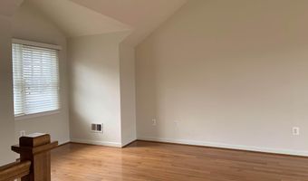 2855 11TH St N, Arlington, VA 22201
