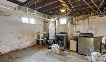 411 E Walker St, Ash Grove, MO 65604