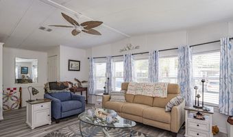 409 Avocado Dr, Barefoot Bay, FL 32976