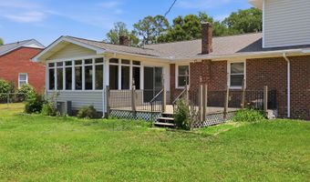 4130 Terrace Dr, Ayden, NC 28513