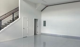 55 John Clarke Rd 8, Middletown, RI 02842