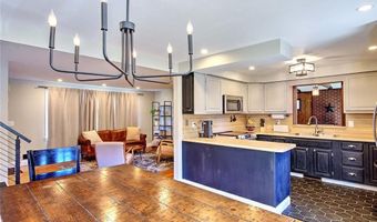 62 Meadowcrest Dr, Cumberland, RI 02864