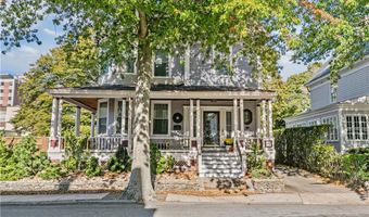 18 Rhode Island Ave 3, Newport, RI 02840