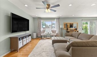 17276 Midway Ave, Allen Park, MI 48101