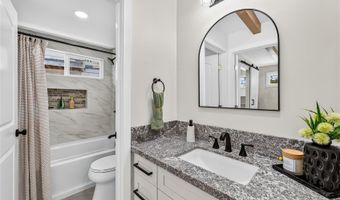743 Akumu St, Kailua, HI 96734