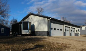 205 E 10th Ave, Webster, SD 57274