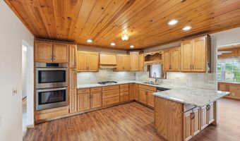 5018 Morse Rd, Alexandria, OH 43001