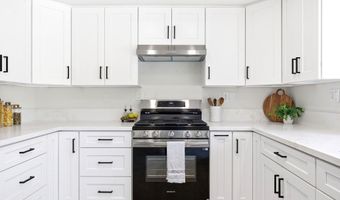 27833 Via Amistosa, Agoura Hills, CA 91301