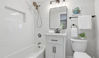 9 Deacon Hunt Dr, Acton, MA 01720