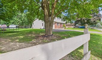 2111 Angie Ln, Anderson, IN 46017