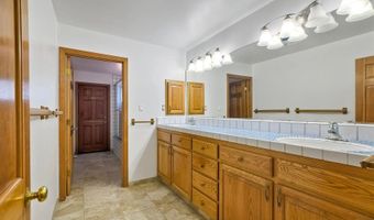 2511 Via Rancheros, Fallbrook, CA 92028