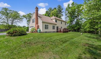 14 Karolina Ln, Bedford, NH 03110