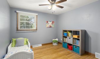 1416 S MATTHIAS St, Appleton, WI 54915