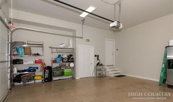62 Crestview Ln, Banner Elk, NC 28604