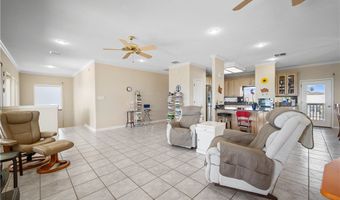 130 Bay Harbor Dr 4, Aransas Pass, TX 78336