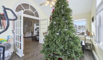 237 Broadmore Cir, Angola, IN 46703