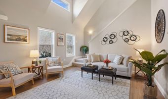 205 Villager Rd, Chester, NH 03036