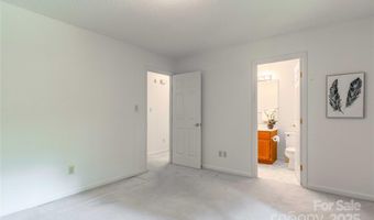 2 Oak Grove Rd, Arden, NC 28704