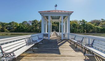 10 Hayek St, Beaufort, SC 29907