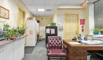 634 Park Ave, Cranston, RI 02910