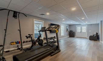 22 Sunrise Cir, Auburn, NH 03032