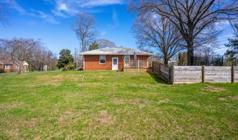 126 Maple St, Appomattox, VA 24522