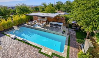 10313 Jade Point Dr, Las Vegas, NV 89135