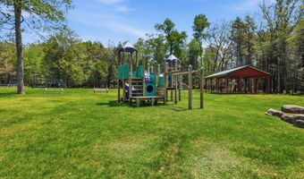 82 Timberlane Dr, Albrightsville, PA 18210