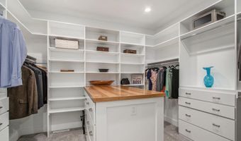 3589 Shoreline Dr, Allegan, MI 49010