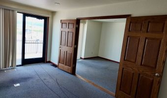 5675 Chapman Pl, Casper, WY 82604