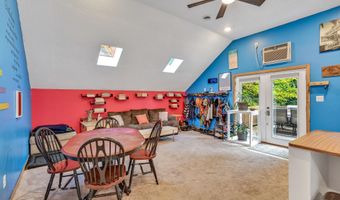 42 Lee Dr, Albion, ME 04910