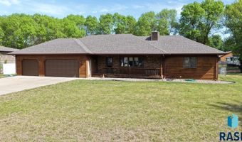 1212 E Fleetwood Cir, Brandon, SD 57005