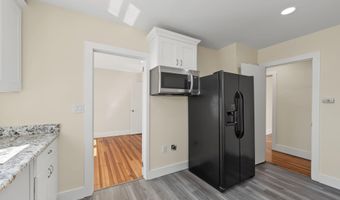 153 Atlantic City Blvd, Beachwood, NJ 08722