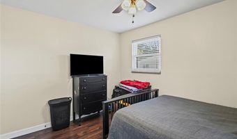 9862 Glenmont Dr, Affton, MO 63123