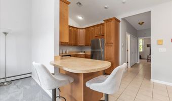 6 Sarah Ct, Amityville, NY 11701