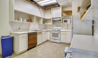 4201 CATHEDRAL Ave NW #222W, Washington, DC 20016