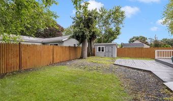 100 Pine Grove St, East Providence, RI 02916