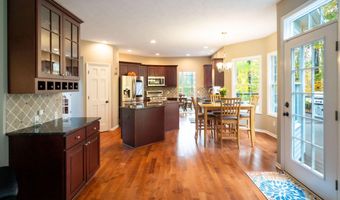 6289 Scarborough Dr SE, Ada, MI 49301