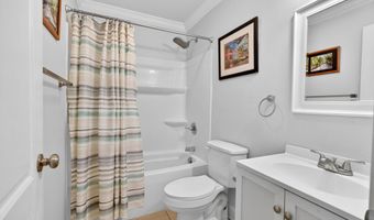 43 Fiber St, Bay St. Louis, MS 39520