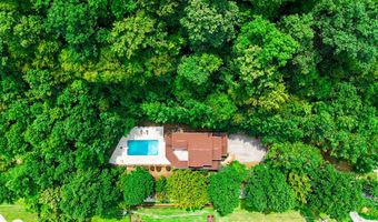 940 Daniels Crk, Banner, KY 41603