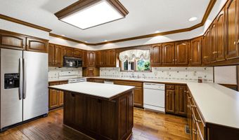628 Charlotte St, Athens, TN 37303