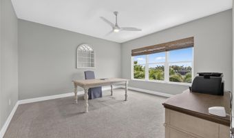 825 MANNS HARBOR Dr, Apollo Beach, FL 33572