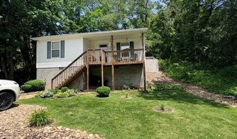 218 Central Ave, Ansted, WV 25812