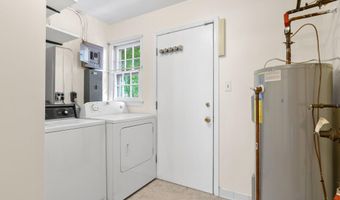 7113 JUDITH Ave, Alexandria, VA 22315