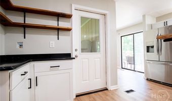 152 Spalding Ct, Athens, GA 30605