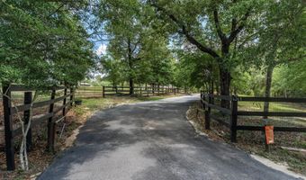 6263 Old River Rd, Baker, FL 32531