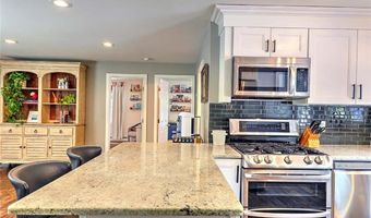63 Pendar Rd, North Kingstown, RI 02852