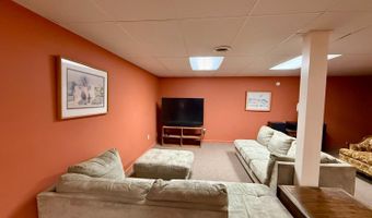 14 Beechwood Ct, Batesville, IN 47006